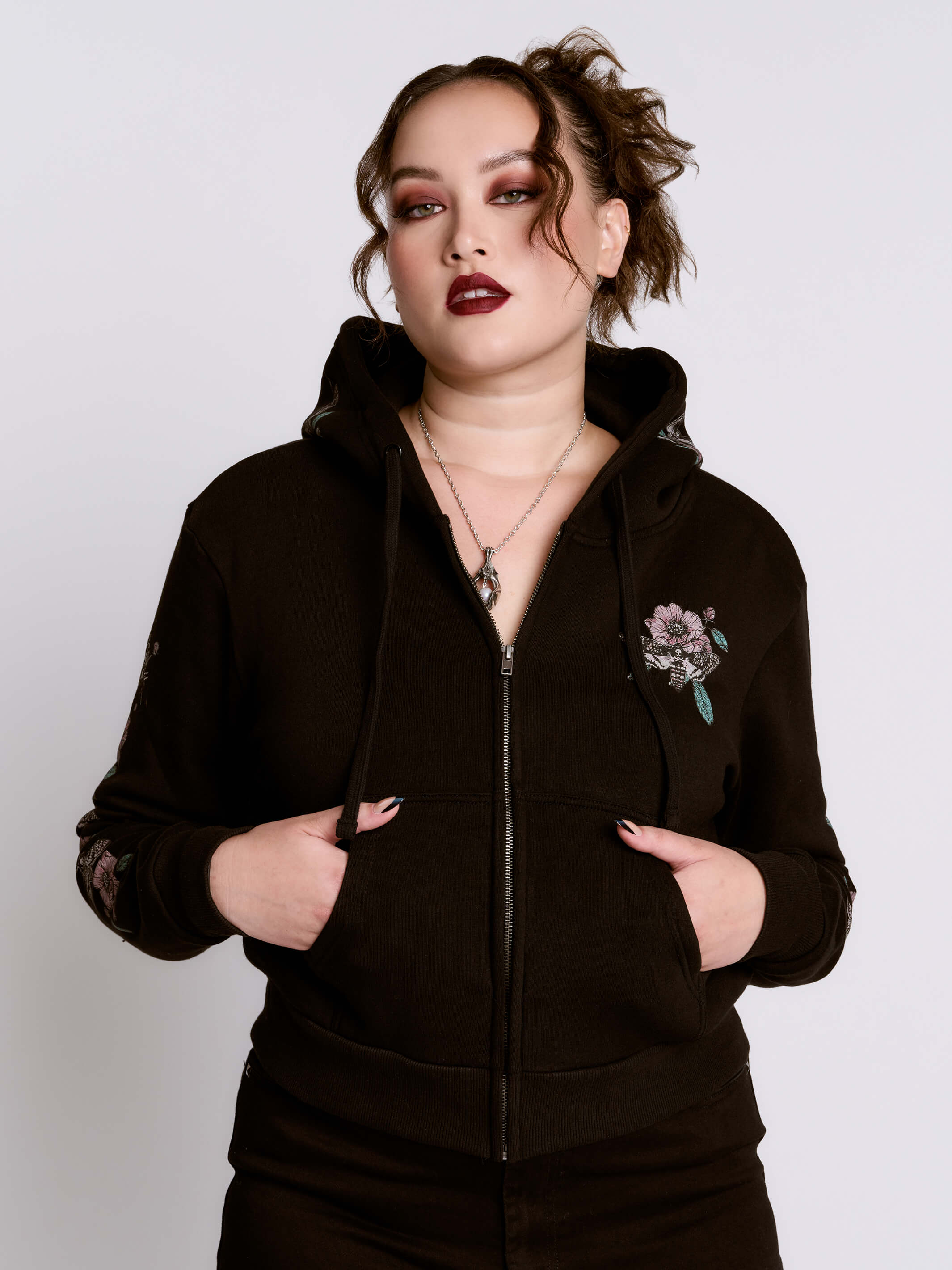 Cropped Pentacle Hoodie - Image 3