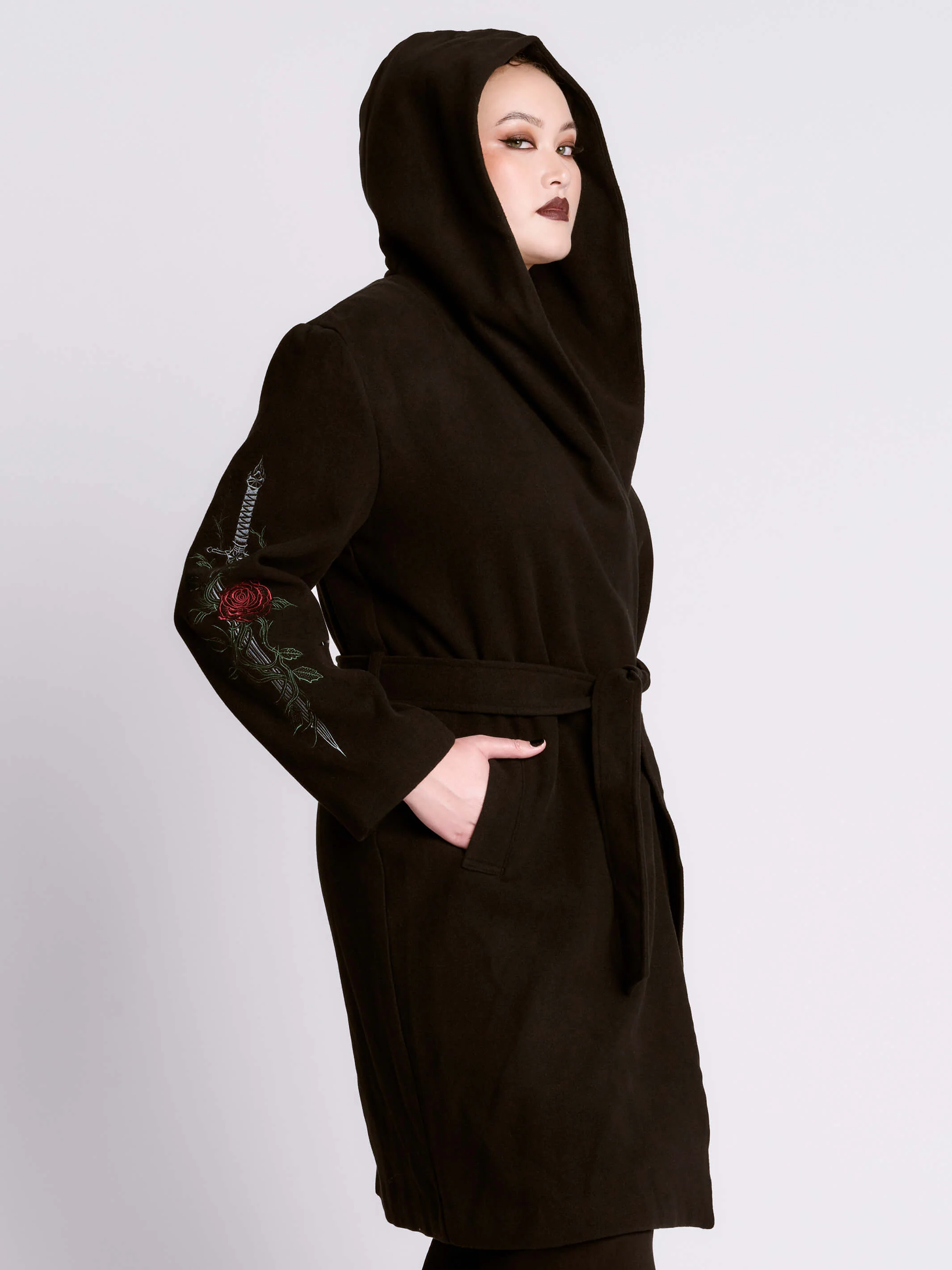 Dagger Hooded Cloak - Image 5