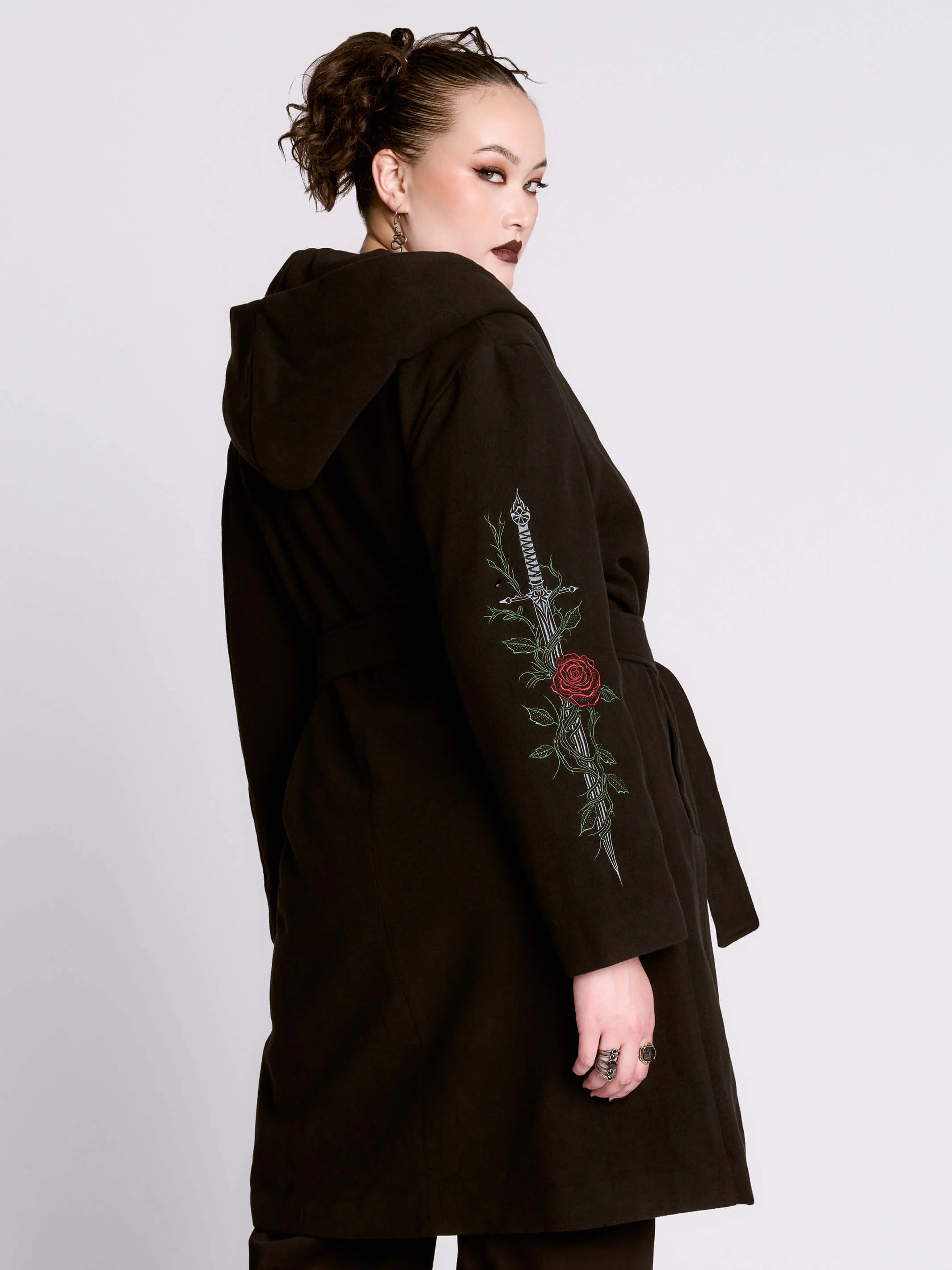 Dagger Hooded Cloak - Image 7