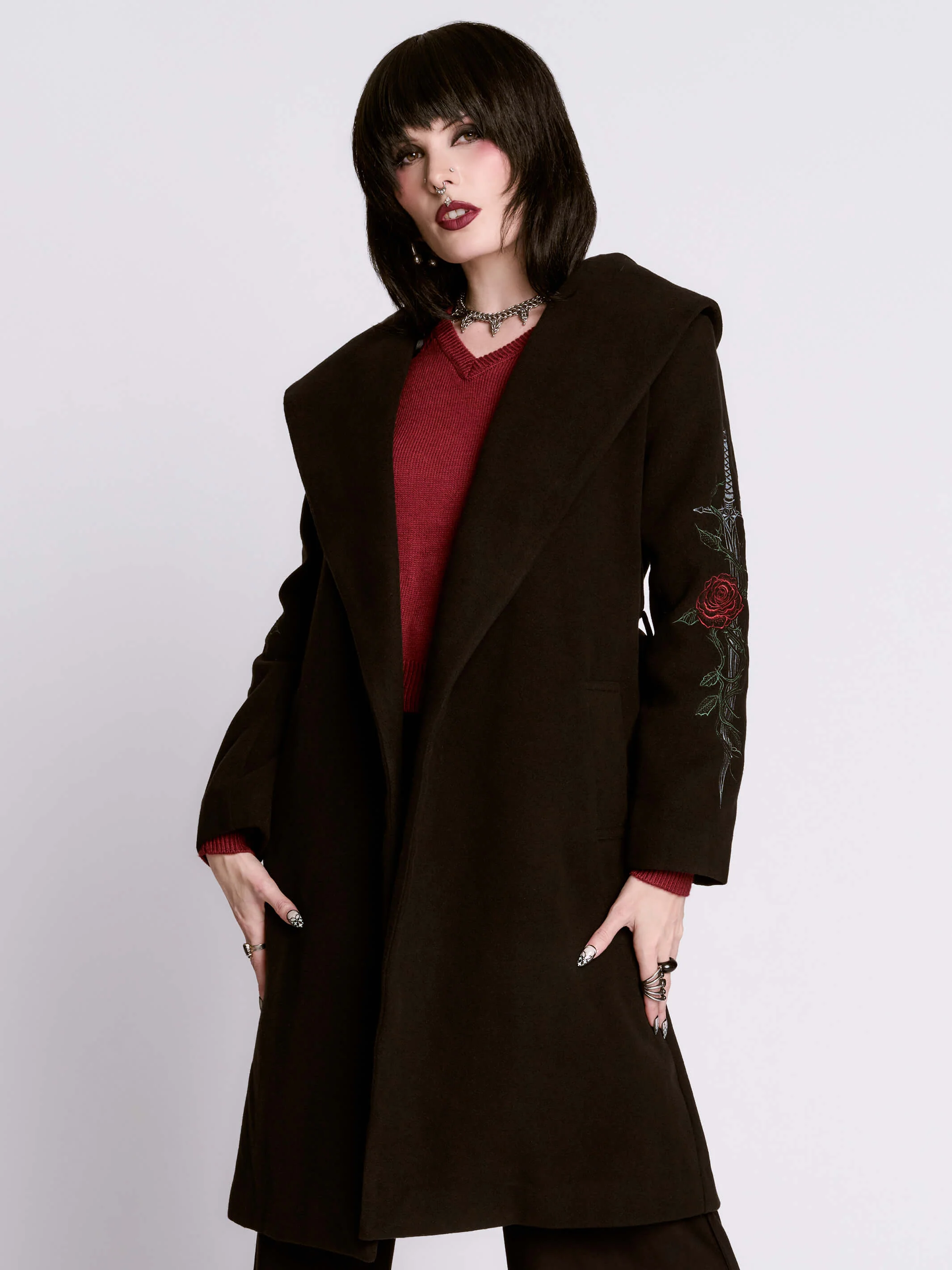 Dagger Hooded Cloak - Image 4